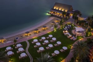 Горящие туры в Арабские Эмираты. Туры в Абу-Даби. Beach Rotana Hotel & Towers.